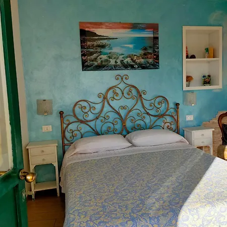 La Casa Del Sole בית הארחה 3*