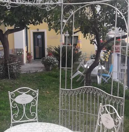 La Casa Del Sole בית הארחה 3*